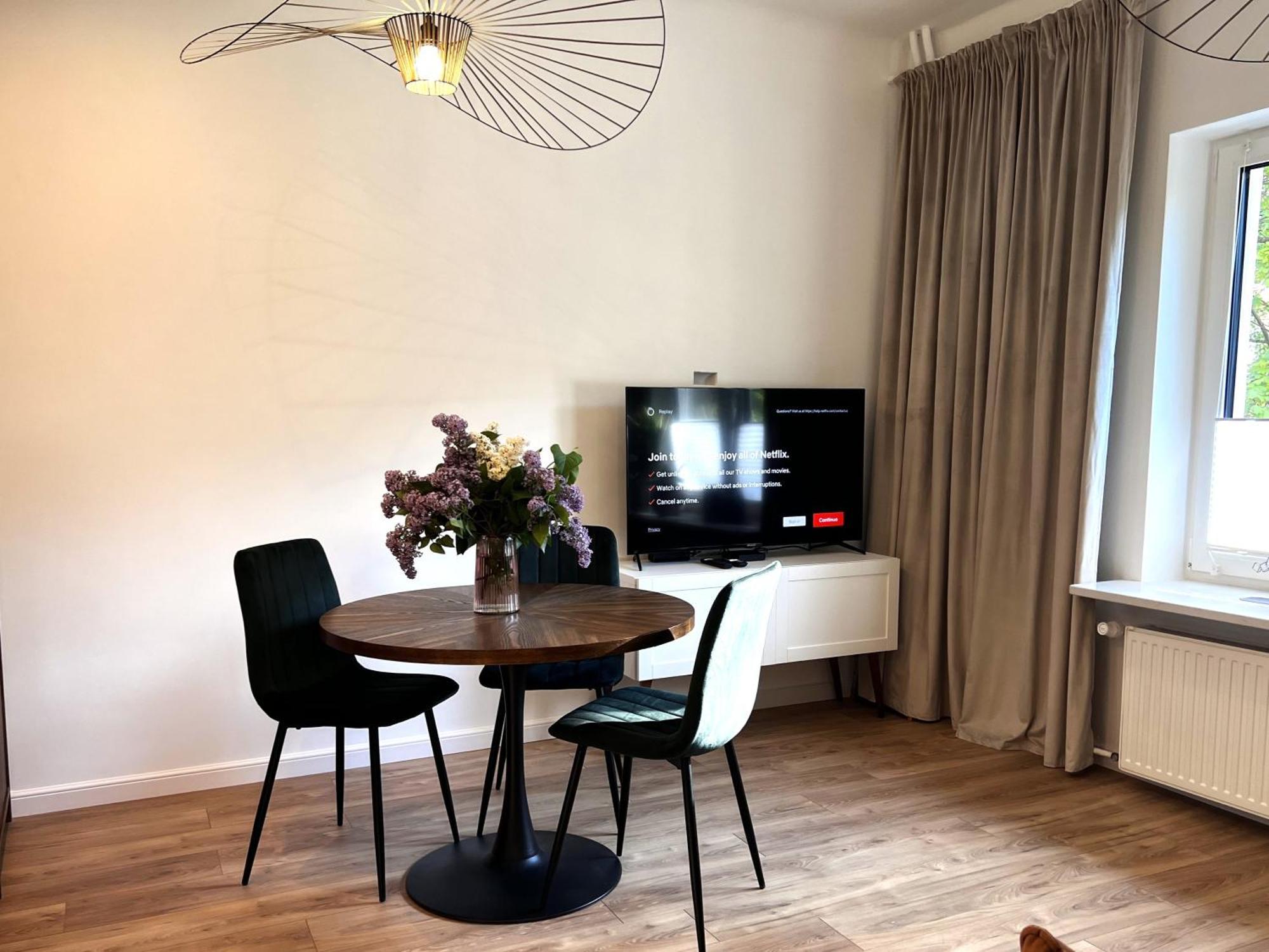 Apartamento Warszawa Srodmiescie Pl. Zbawiciela Exterior foto