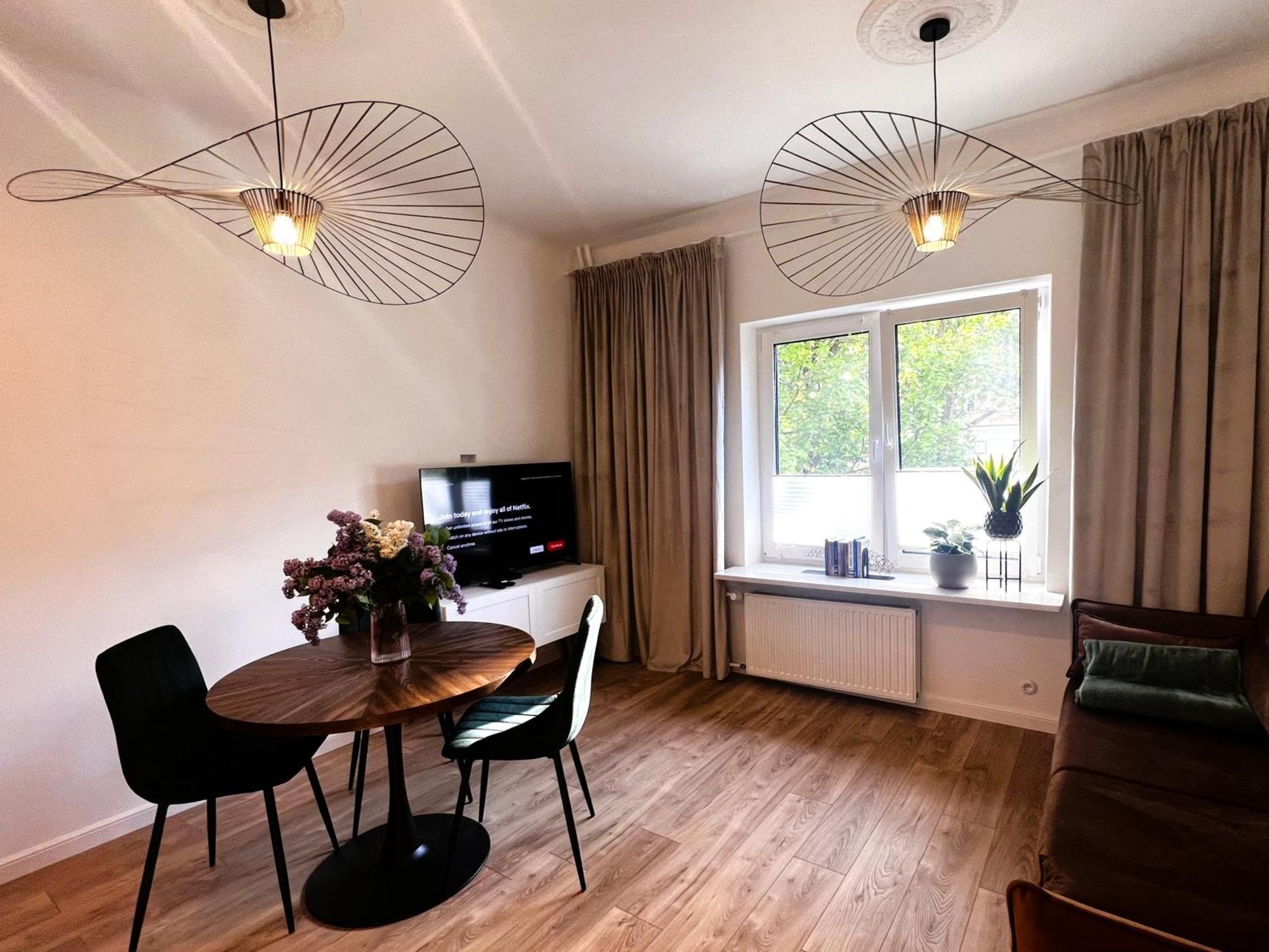 Apartamento Warszawa Srodmiescie Pl. Zbawiciela Exterior foto